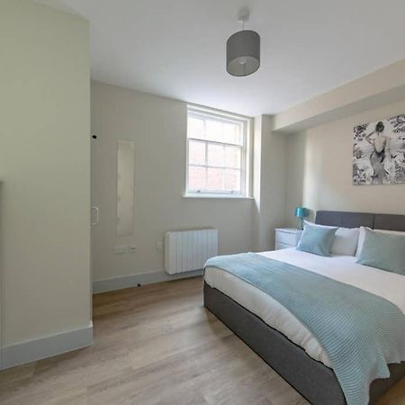 Hereford City Centre - Apartment 4, Isabella House - Modern Apartment In The Heart Of The City - Sleeps 4 Guests - Hosted By Rentmyhouse Exterior foto