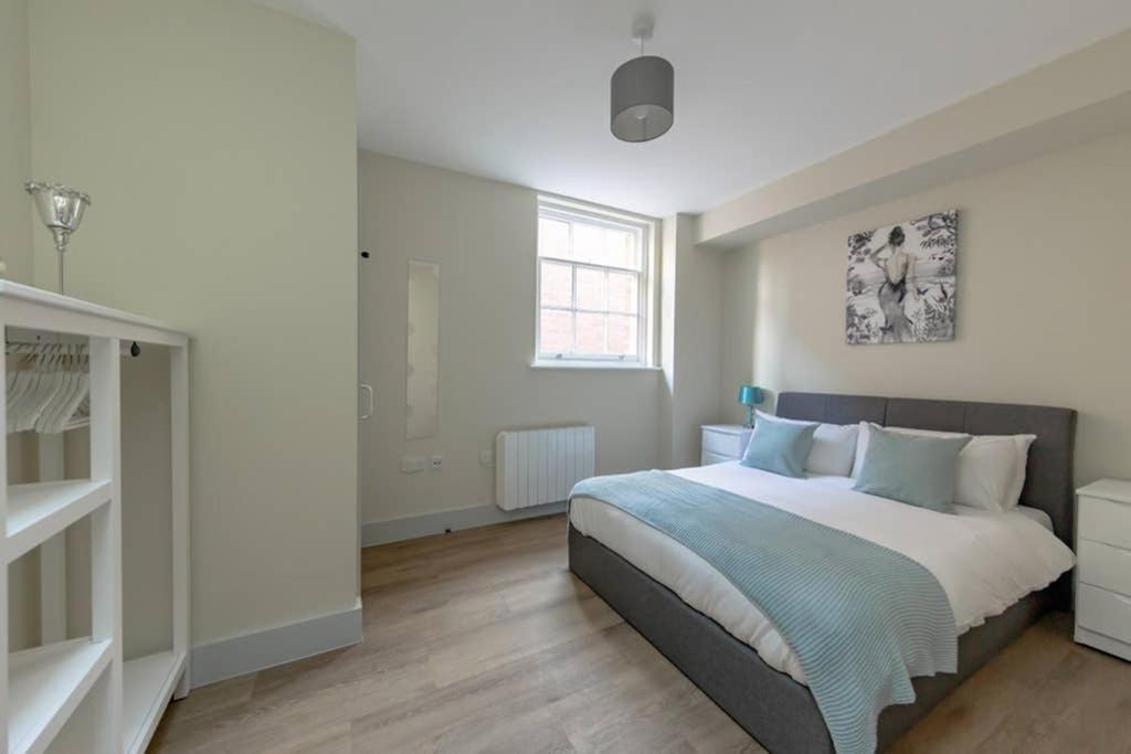 Hereford City Centre - Apartment 4, Isabella House - Modern Apartment In The Heart Of The City - Sleeps 4 Guests - Hosted By Rentmyhouse Exterior foto